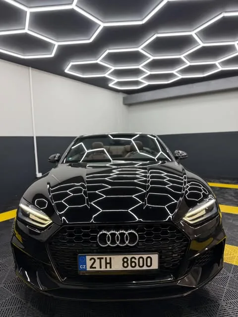 Audi A5 Cabrio zepředu