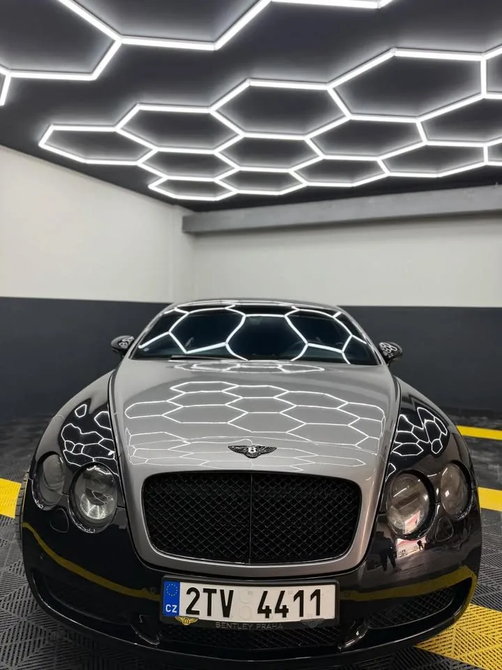 Bentley Continental GT zepředu
