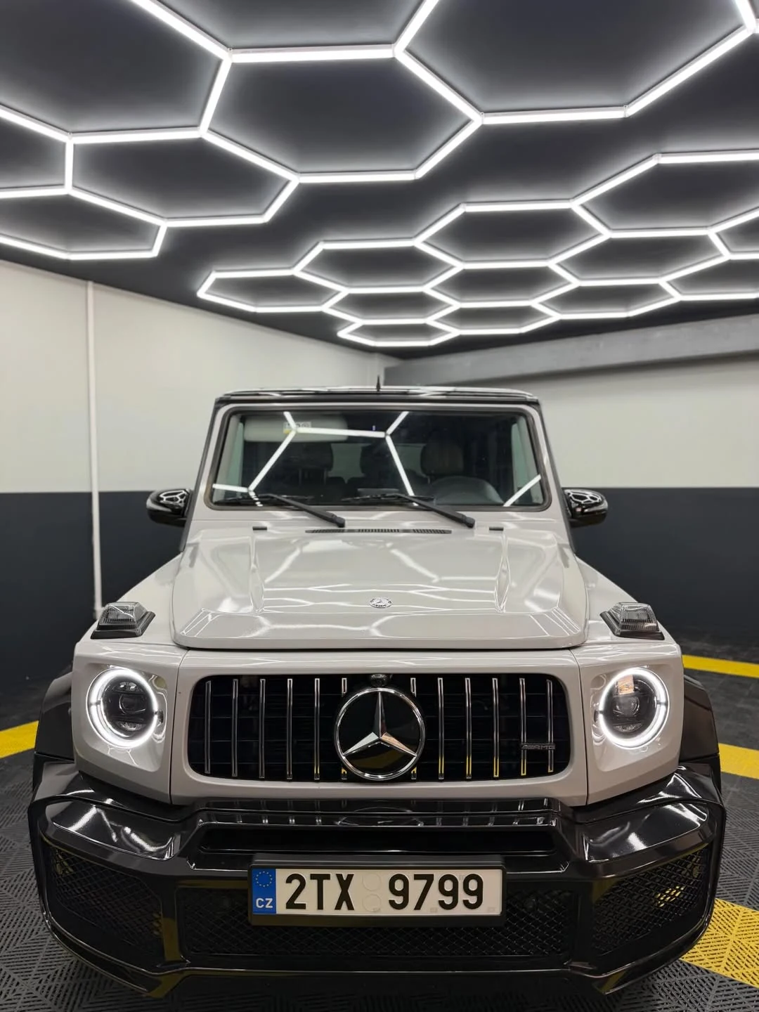 Mercedes G350 4MATIC zepředu