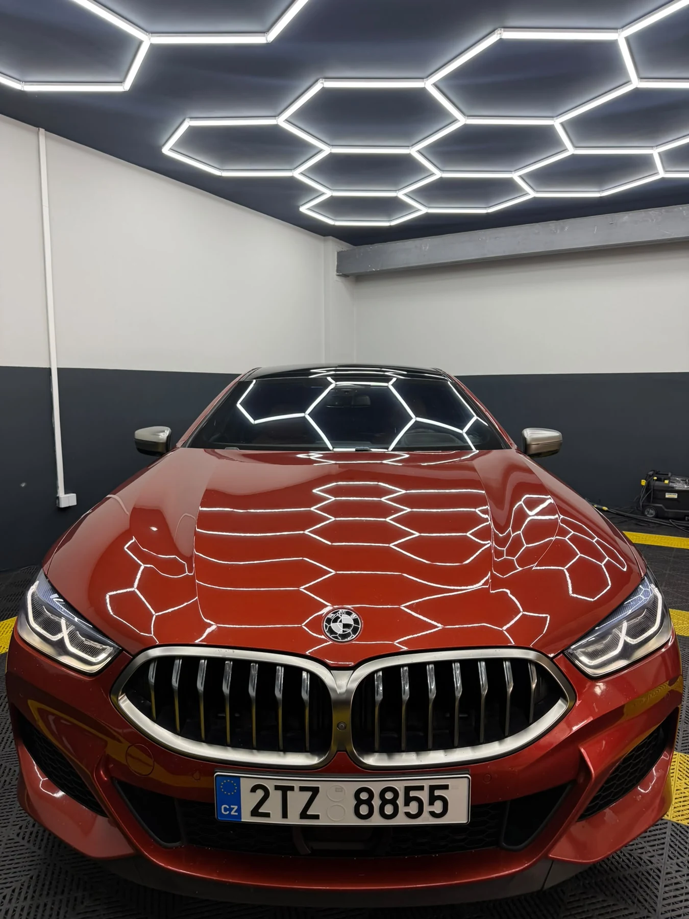 BMW M850i zepředu